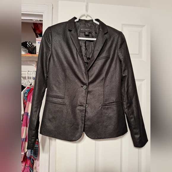 Black Suit - Picture 1 of 7